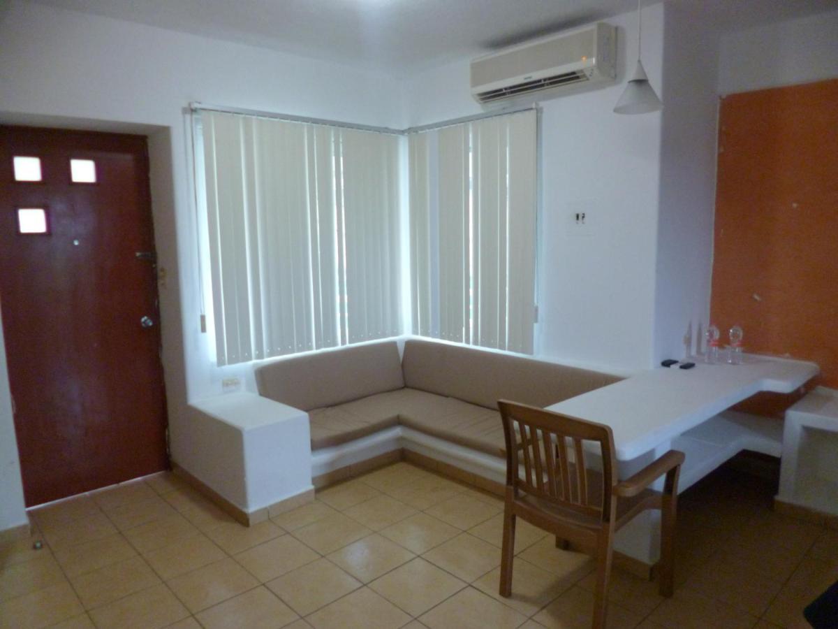 Suites Riviera Cancún Exterior foto